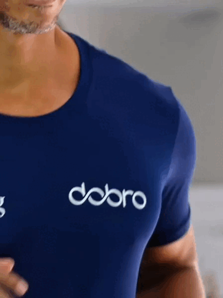 Camisetas 1805 em ação